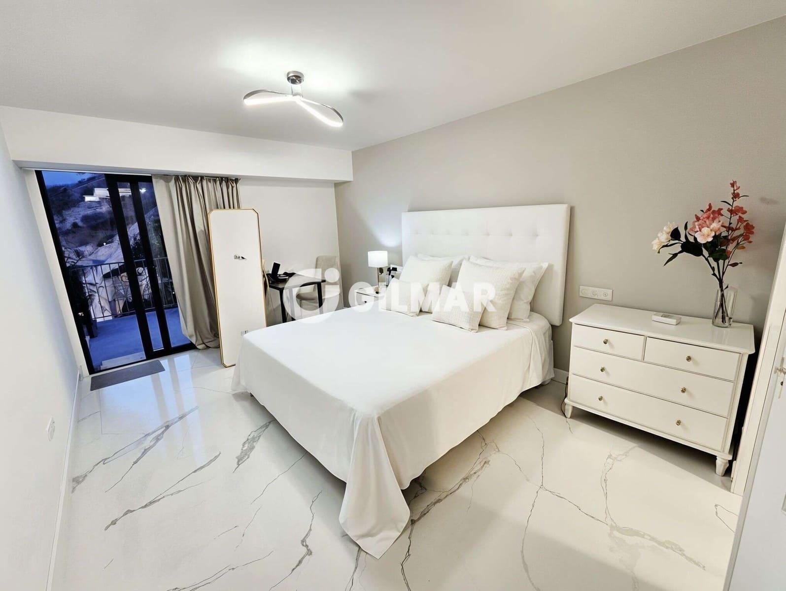 6 Zimmer Wohnung zu vermieten in Costa Adeje mit Pool Garage - 9.800 € (Ref: 10033267)