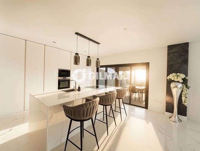 6 Zimmer Wohnung zu vermieten in Torviscas Centro y Alto, Adeje mit Pool Garage - 9.800 € (Ref: 10033267)