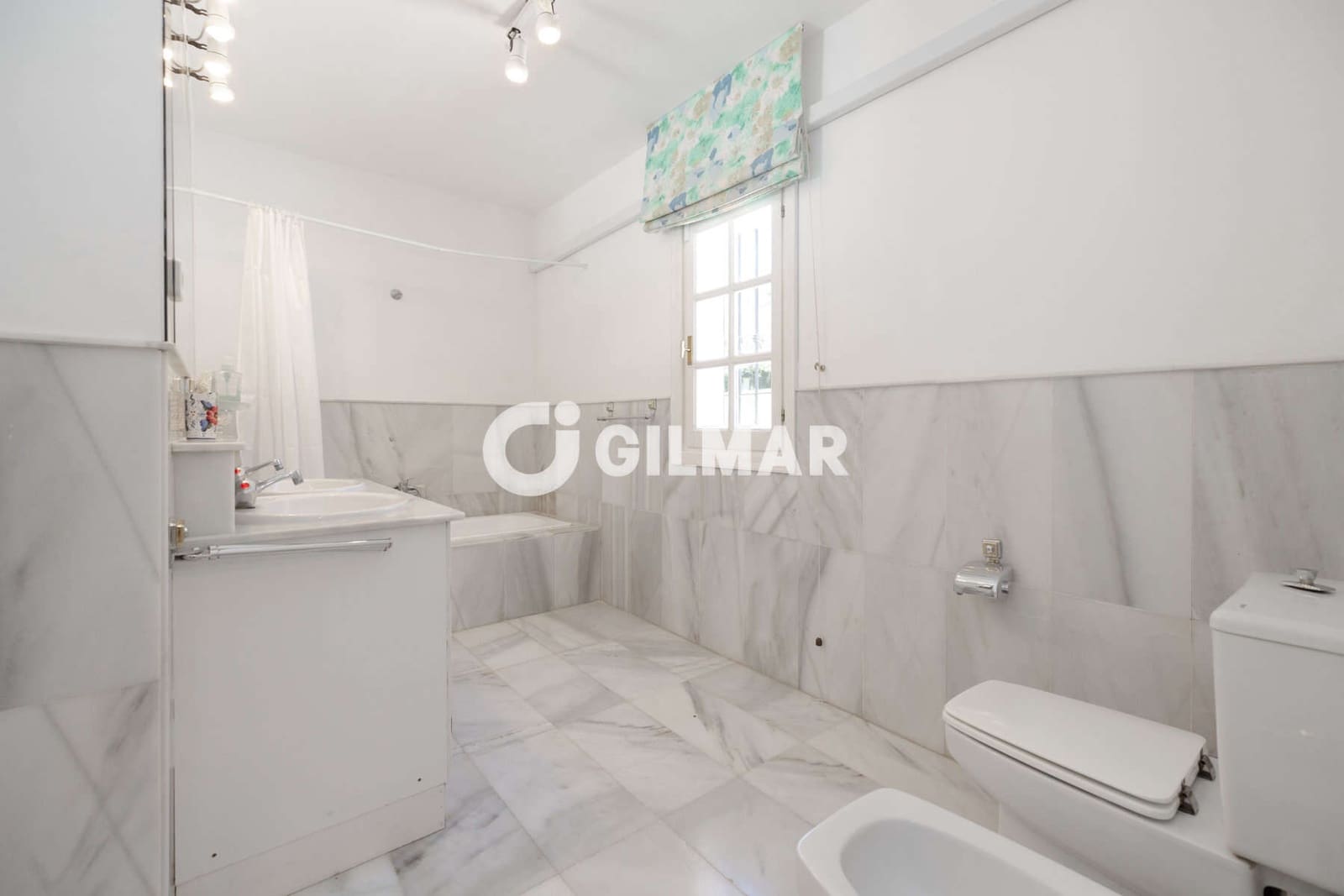 8 sovrum Villa till salu i Benahavis med pool garage - 3 900 000 € (Ref: 10034247)