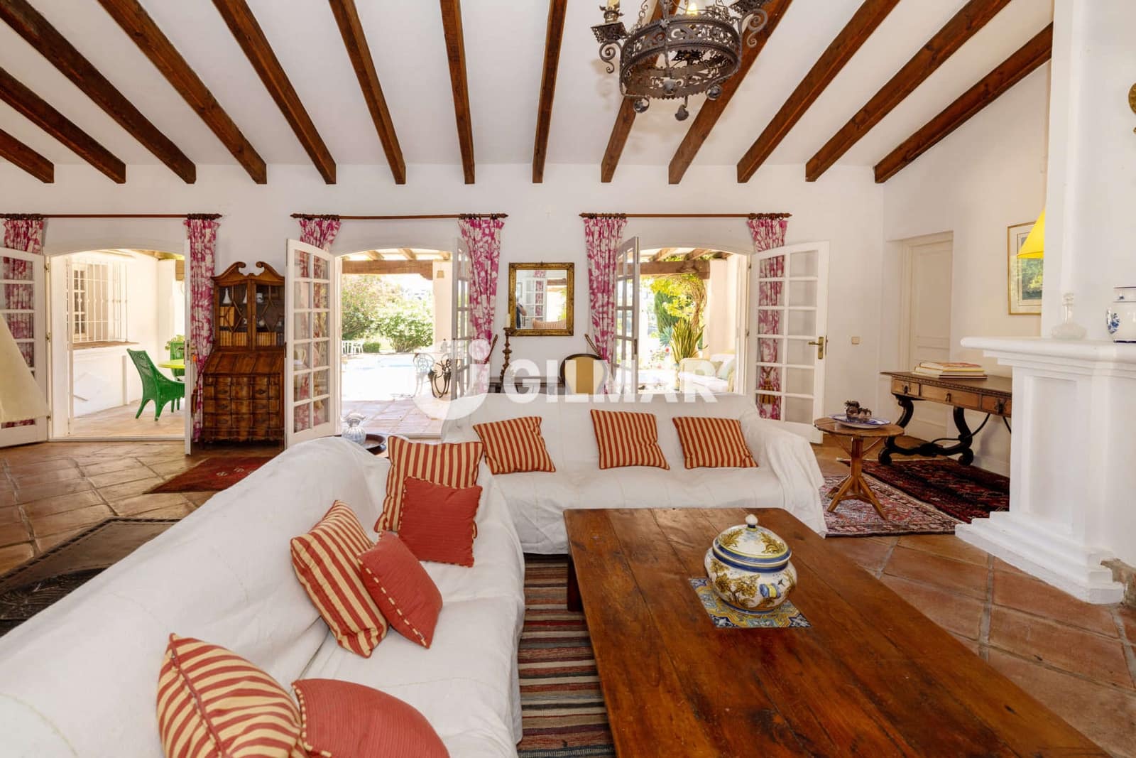 8 sovrum Villa till salu i Benahavis med pool garage - 3 900 000 € (Ref: 10034247)