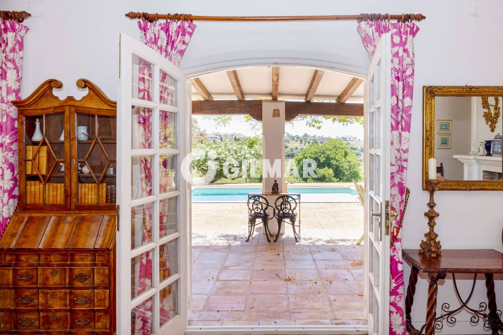 8 sovrum Villa till salu i Benahavis med pool garage - 3 900 000 € (Ref: 10034247)