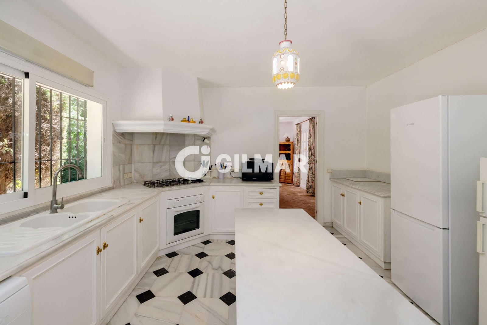 8 sovrum Villa till salu i Benahavis med pool garage - 3 900 000 € (Ref: 10034247)