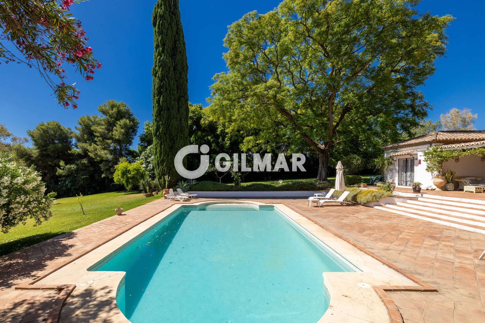 8 sovrum Villa till salu i Benahavis med pool garage - 3 900 000 € (Ref: 10034247)