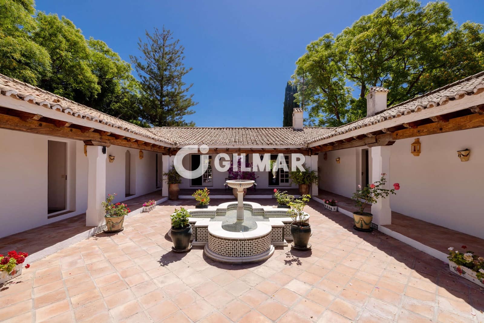 8 sovrum Villa till salu i Benahavis med pool garage - 3 900 000 € (Ref: 10034247)