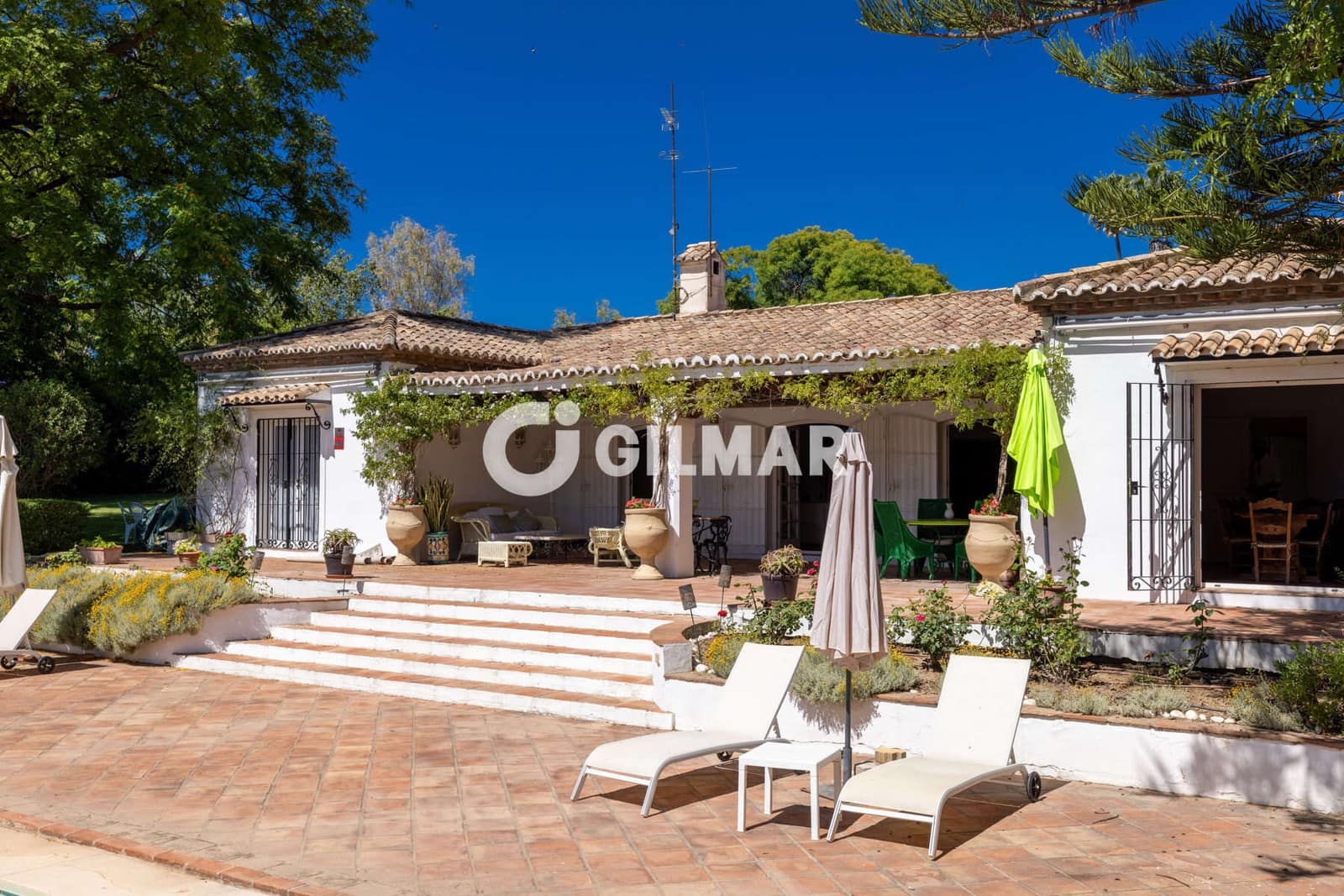 8 sovrum Villa till salu i Benahavis med pool garage - 3 900 000 € (Ref: 10034247)