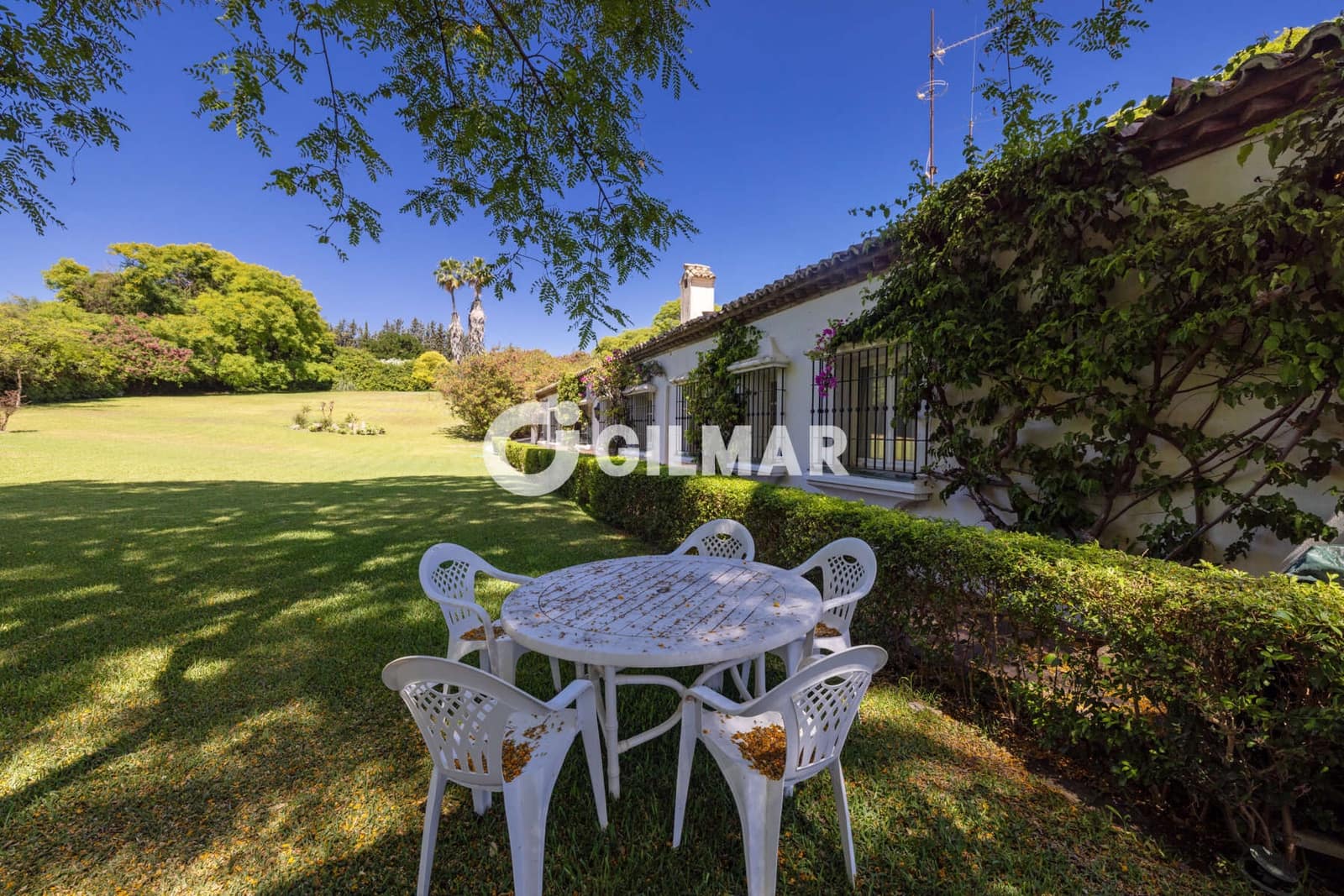 8 sovrum Villa till salu i Benahavis med pool garage - 3 900 000 € (Ref: 10034247)