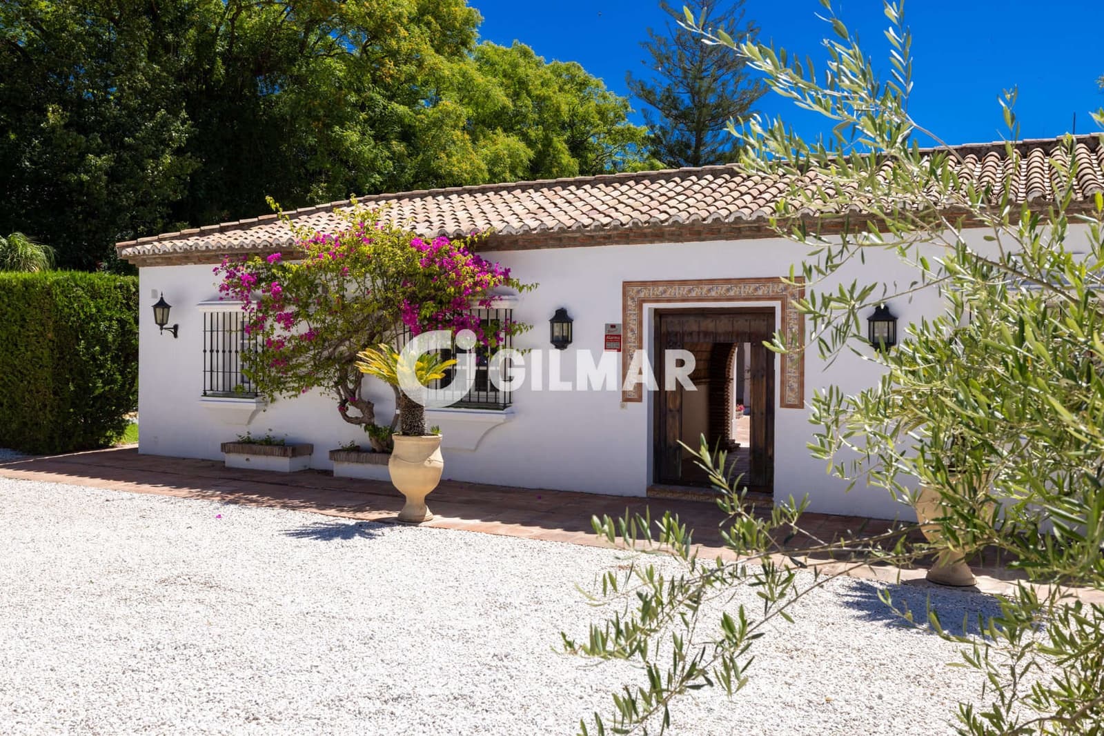 8 sovrum Villa till salu i Benahavis med pool garage - 3 900 000 € (Ref: 10034247)