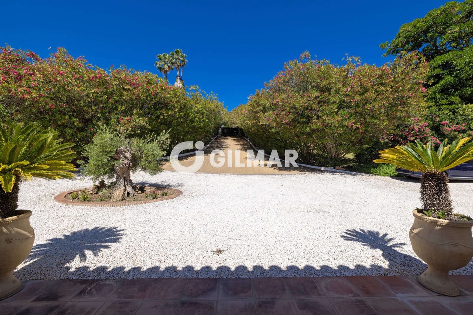 8 sovrum Villa till salu i Benahavis med pool garage - 3 900 000 € (Ref: 10034247)