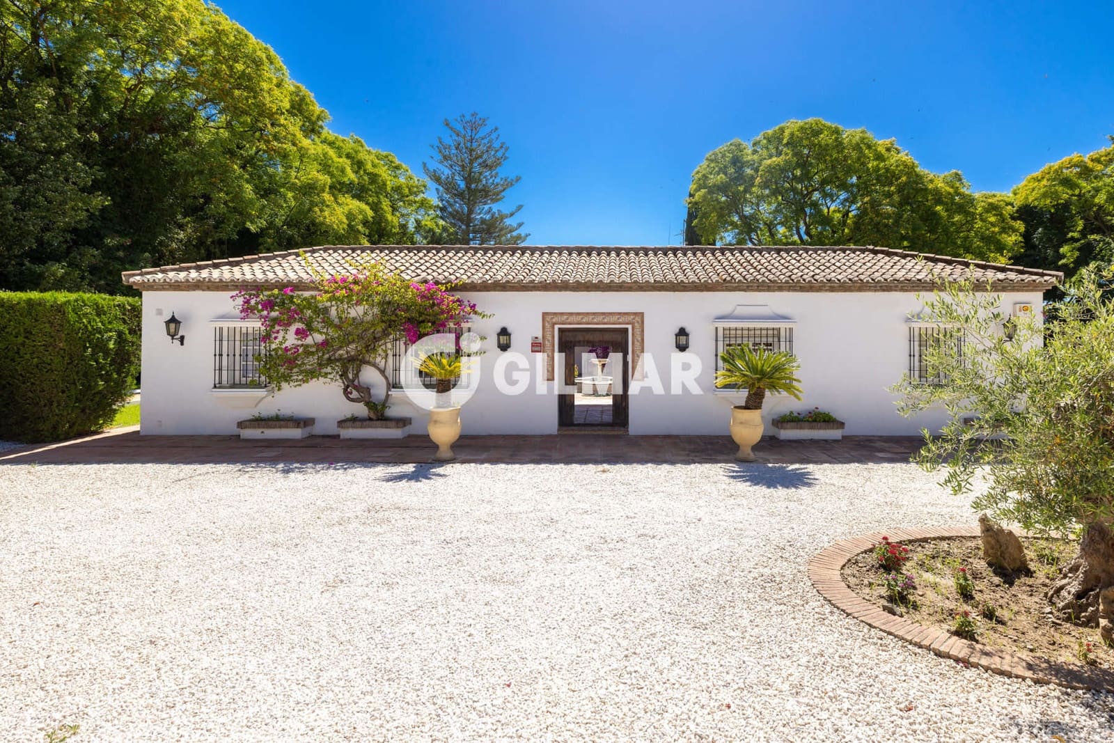 8 sovrum Villa till salu i Benahavis med pool garage - 3 900 000 € (Ref: 10034247)