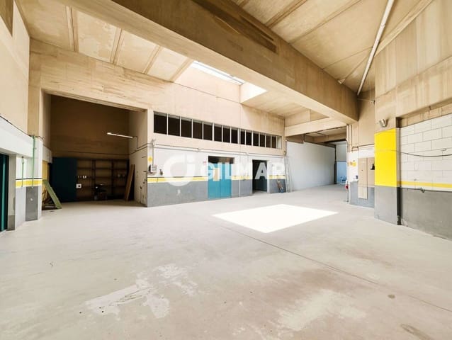 Commerciale in vendita in Costa del Silencio, Arona - 444.000 € (Rif: 10034773)