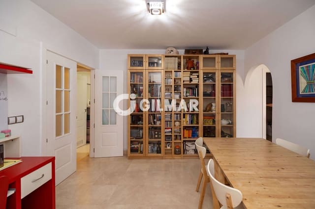 3 makuuhuone Asunto myytävänä paikassa San Luis de Sabinillas, Manilva mukana uima-altaan 
autotalli - 750 000 € (Ref: 10035656)