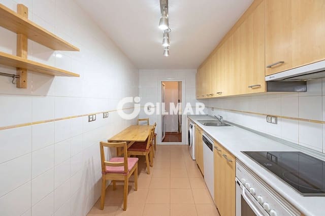 3 makuuhuone Asunto myytävänä paikassa San Luis de Sabinillas, Manilva mukana uima-altaan 
autotalli - 750 000 € (Ref: 10035656)