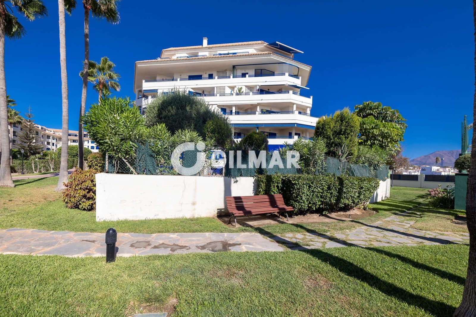 3 makuuhuone Asunto myytävänä paikassa San Luis de Sabinillas mukana uima-altaan 
autotalli - 750 000 € (Ref: 10035656)