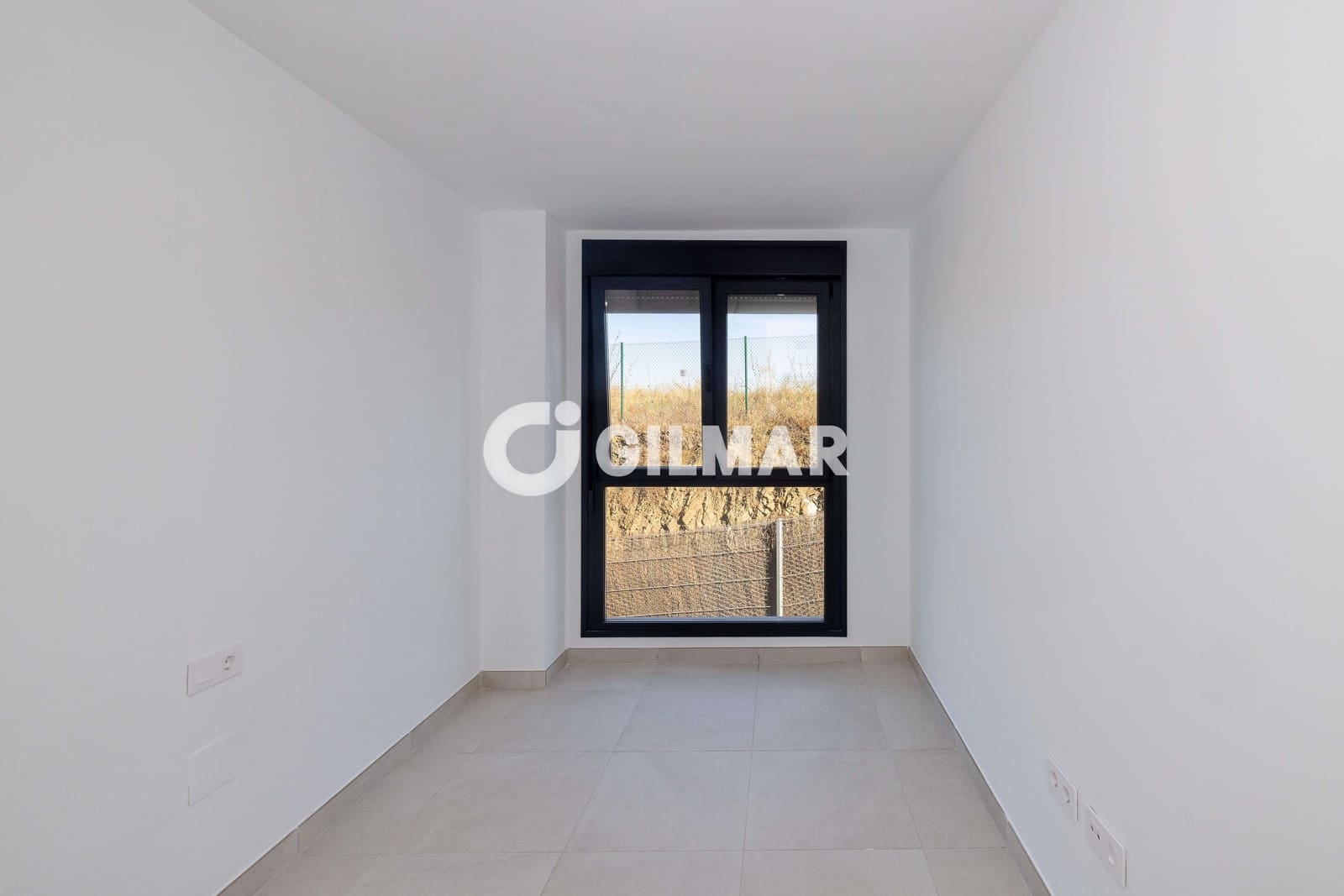 Ático de 3 habitaciones en El Chaparral en venta con piscina garaje - 550.000 € (Ref: 10035733)