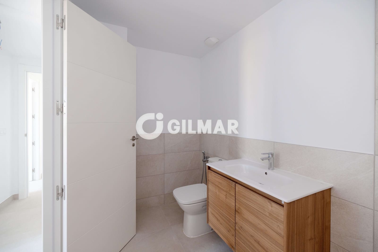 Ático de 3 habitaciones en El Chaparral en venta con piscina garaje - 550.000 € (Ref: 10035733)