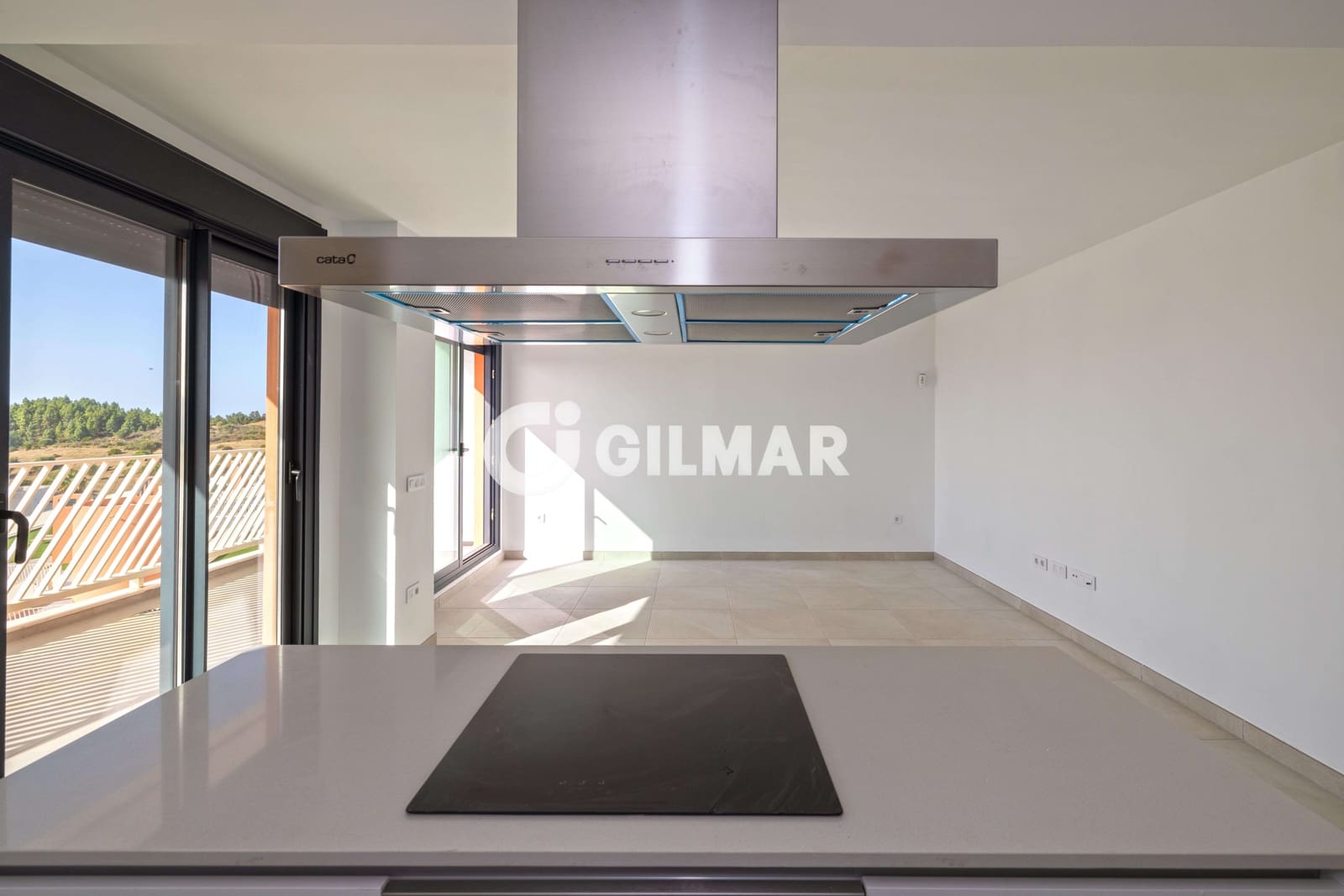Ático de 3 habitaciones en El Chaparral en venta con piscina garaje - 550.000 € (Ref: 10035733)