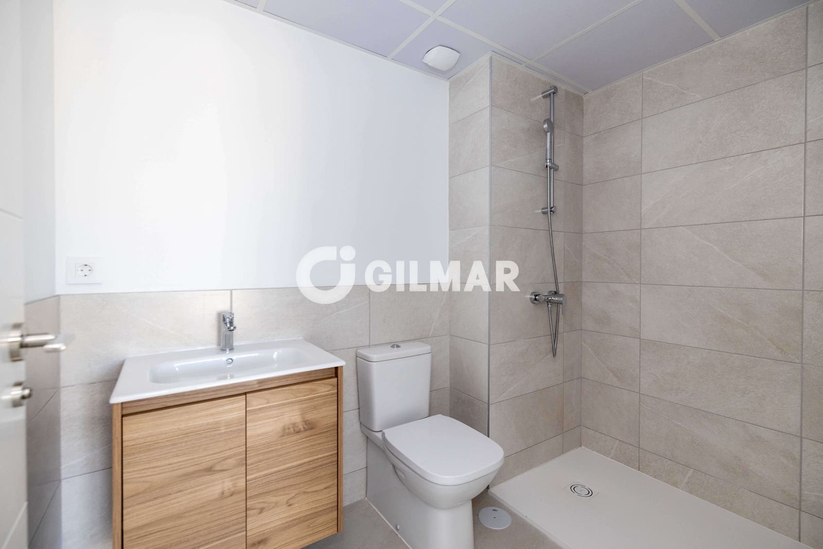 Ático de 3 habitaciones en El Chaparral en venta con piscina garaje - 550.000 € (Ref: 10035733)