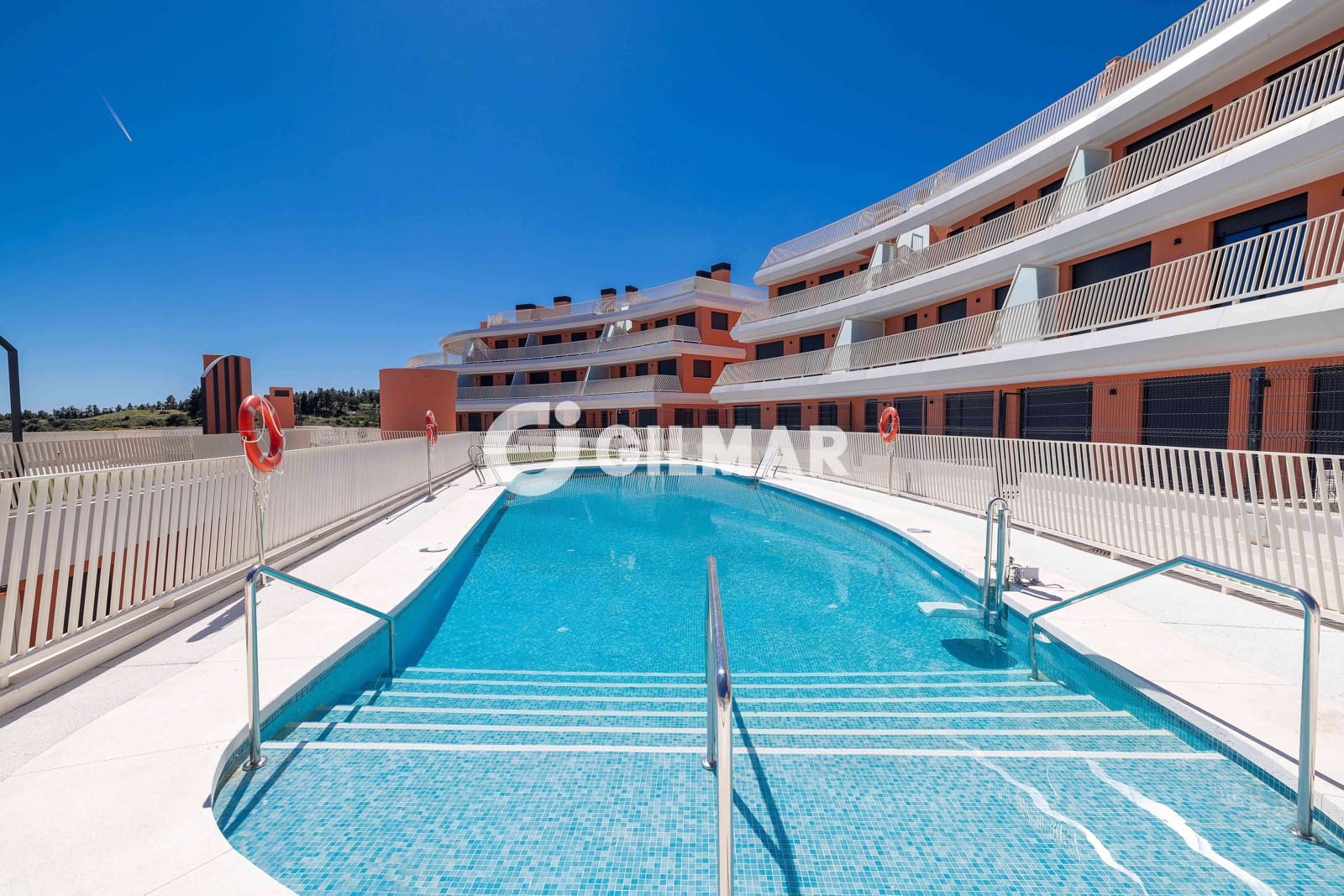 Ático de 3 habitaciones en El Chaparral en venta con piscina garaje - 550.000 € (Ref: 10035733)