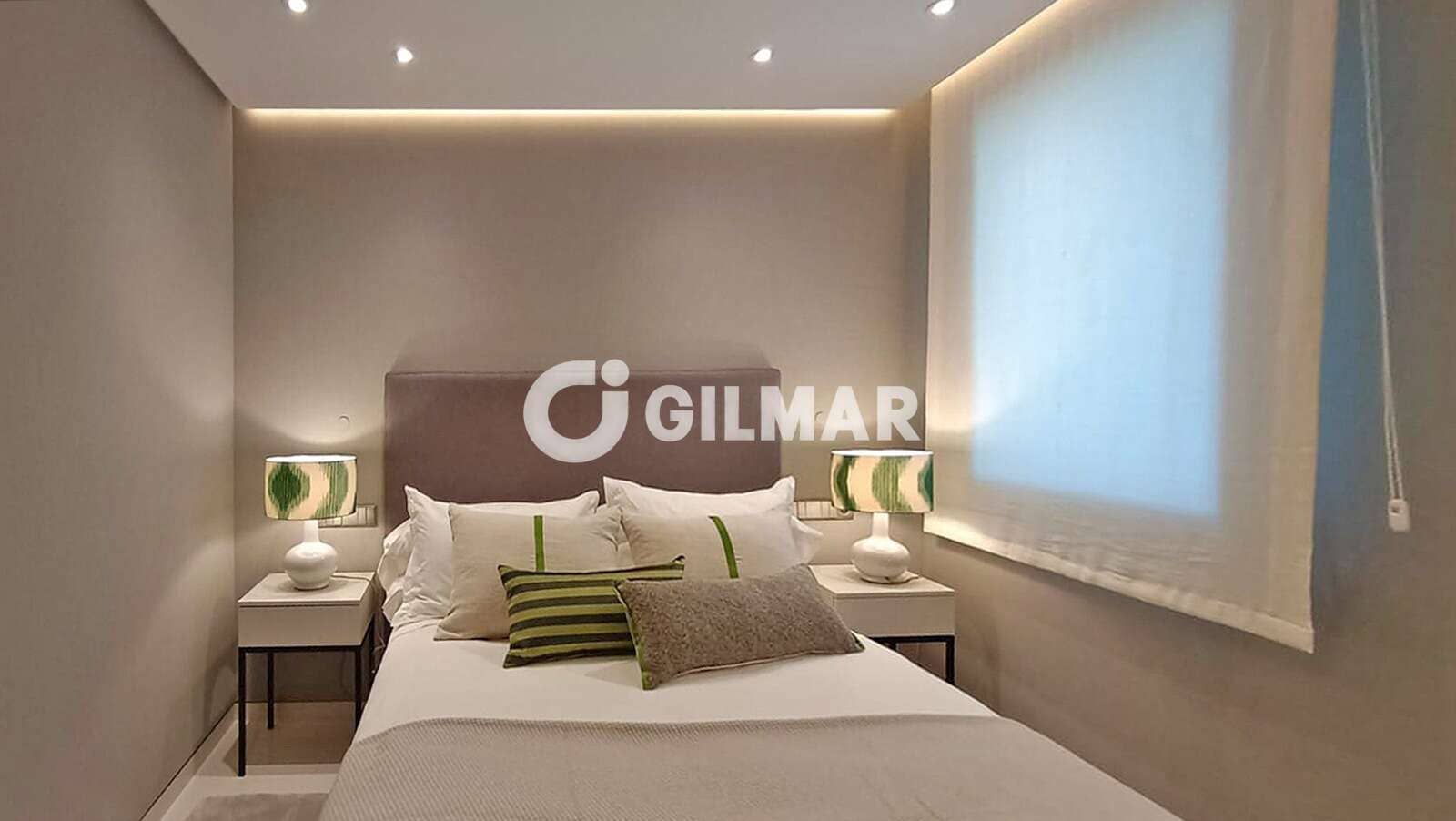4 slaapkamer Flat te koop in Nueva Andalucia met zwembad garage - € 5.900.000 (Ref: 10039988)