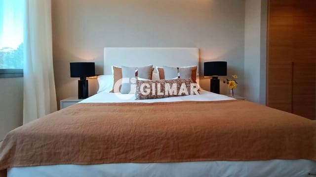 4 slaapkamer Flat te koop in Puerto Banus, Marbella met zwembad garage - € 5.900.000 (Ref: 10039988)
