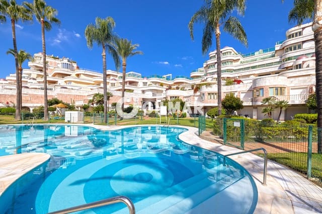 4 Zimmer Wohnung zu verkaufen in Puerto Banus, Marbella mit Pool Garage - 5.900.000 € (Ref: 10039988)