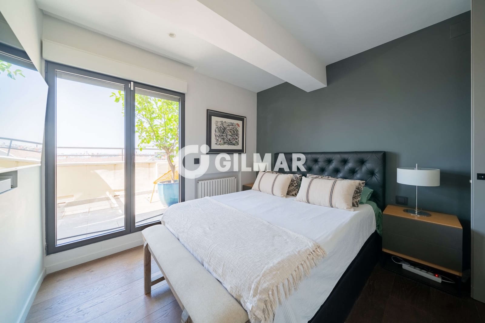 2 soveværelse Penthouse til salg i Madrid by - € 999.000 (Ref: 10041713)