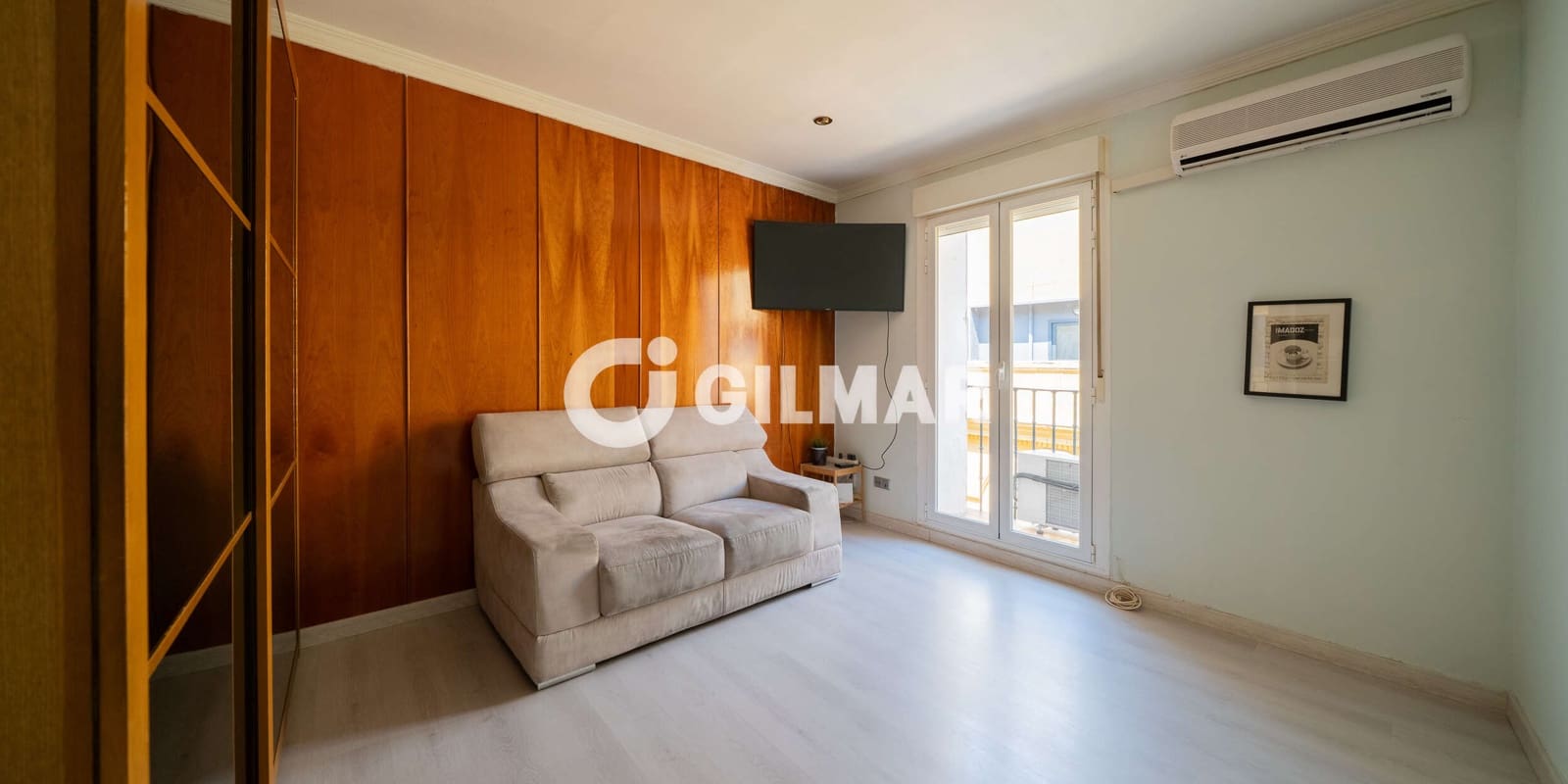 Wohnung zu verkaufen in Madrid Stadt - 265.000 € (Ref: 10041714)