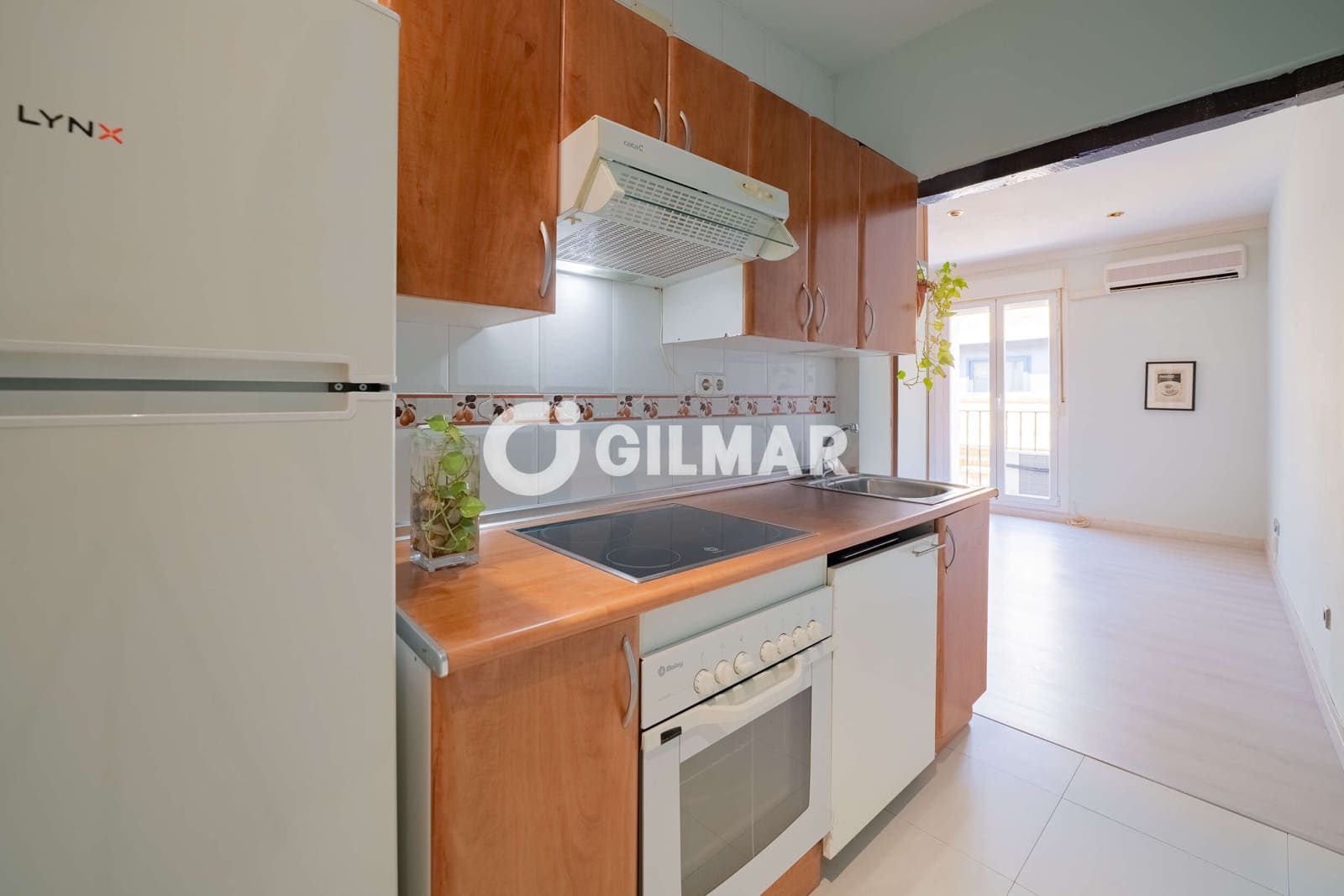 Wohnung zu verkaufen in Madrid Stadt - 265.000 € (Ref: 10041714)
