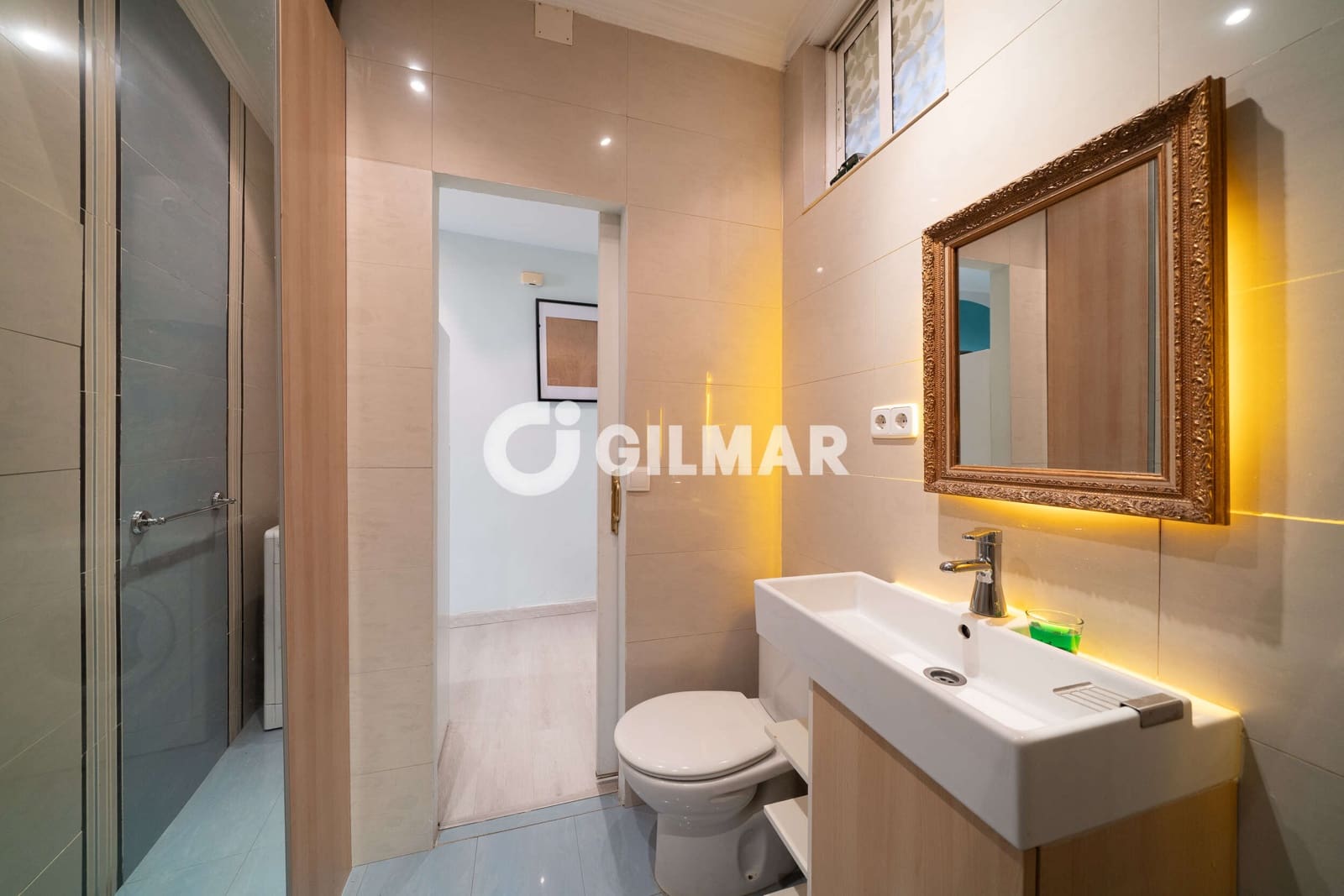Wohnung zu verkaufen in Madrid Stadt - 265.000 € (Ref: 10041714)