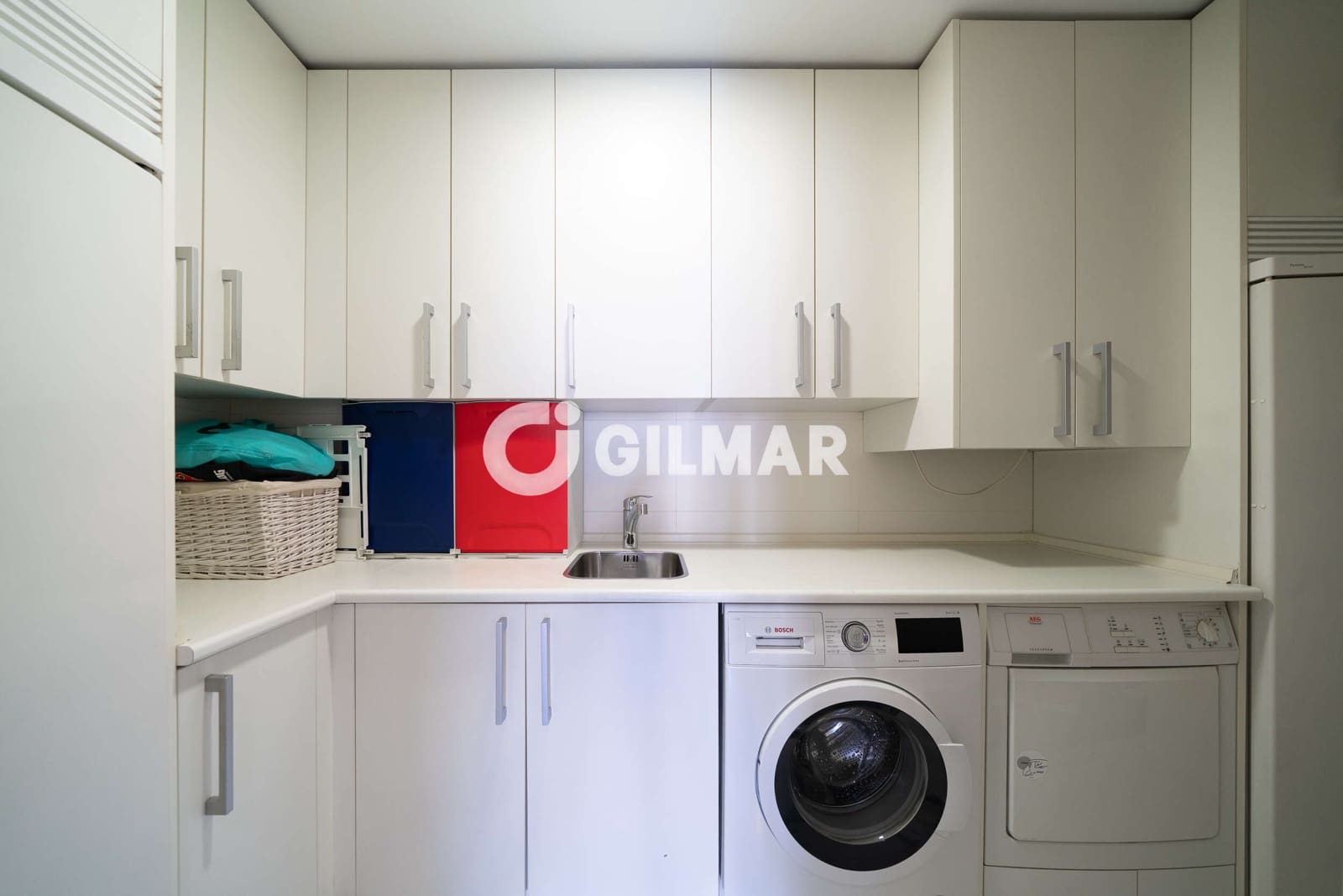 4 soveværelse Lejlighed til salg i Madrid by med swimmingpool garage - € 1.240.000 (Ref: 10041717)