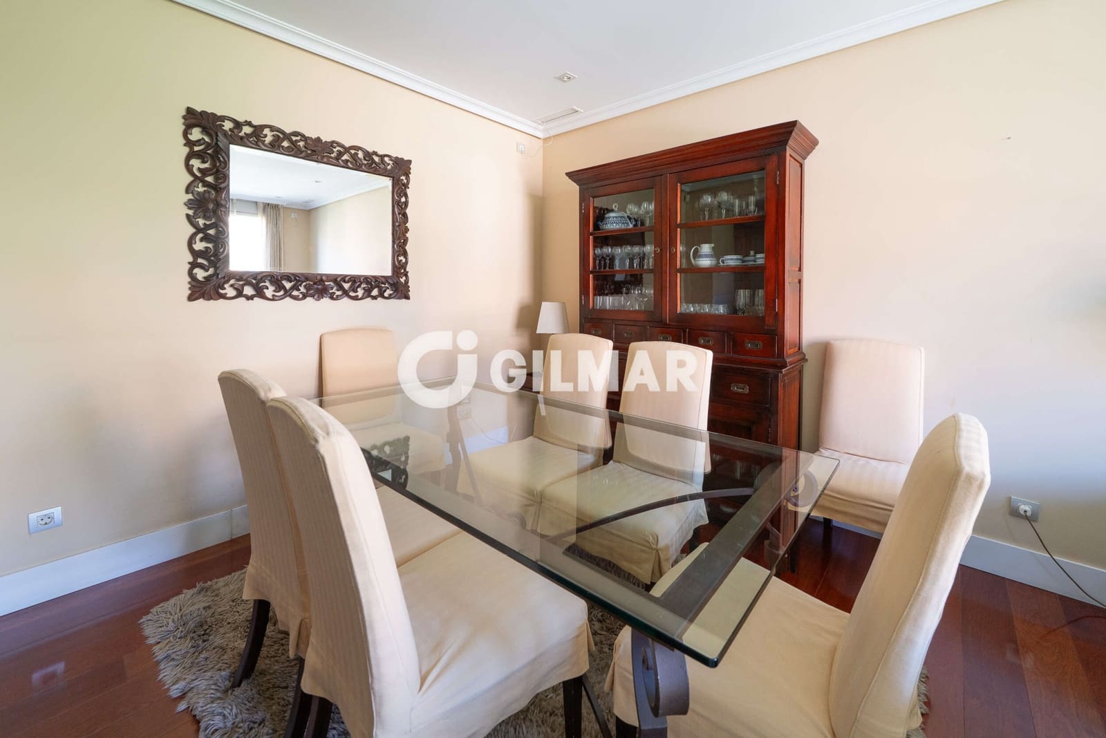 4 soveværelse Lejlighed til salg i Madrid by med swimmingpool garage - € 1.240.000 (Ref: 10041717)
