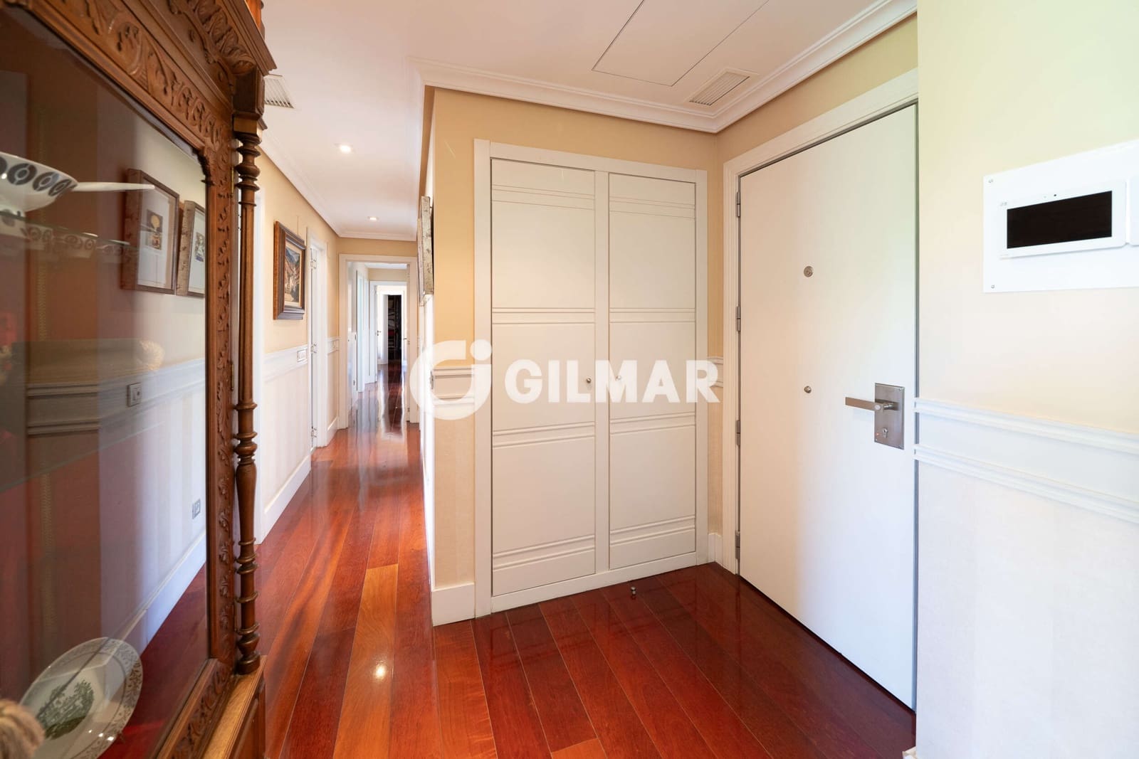4 soveværelse Lejlighed til salg i Madrid by med swimmingpool garage - € 1.240.000 (Ref: 10041717)