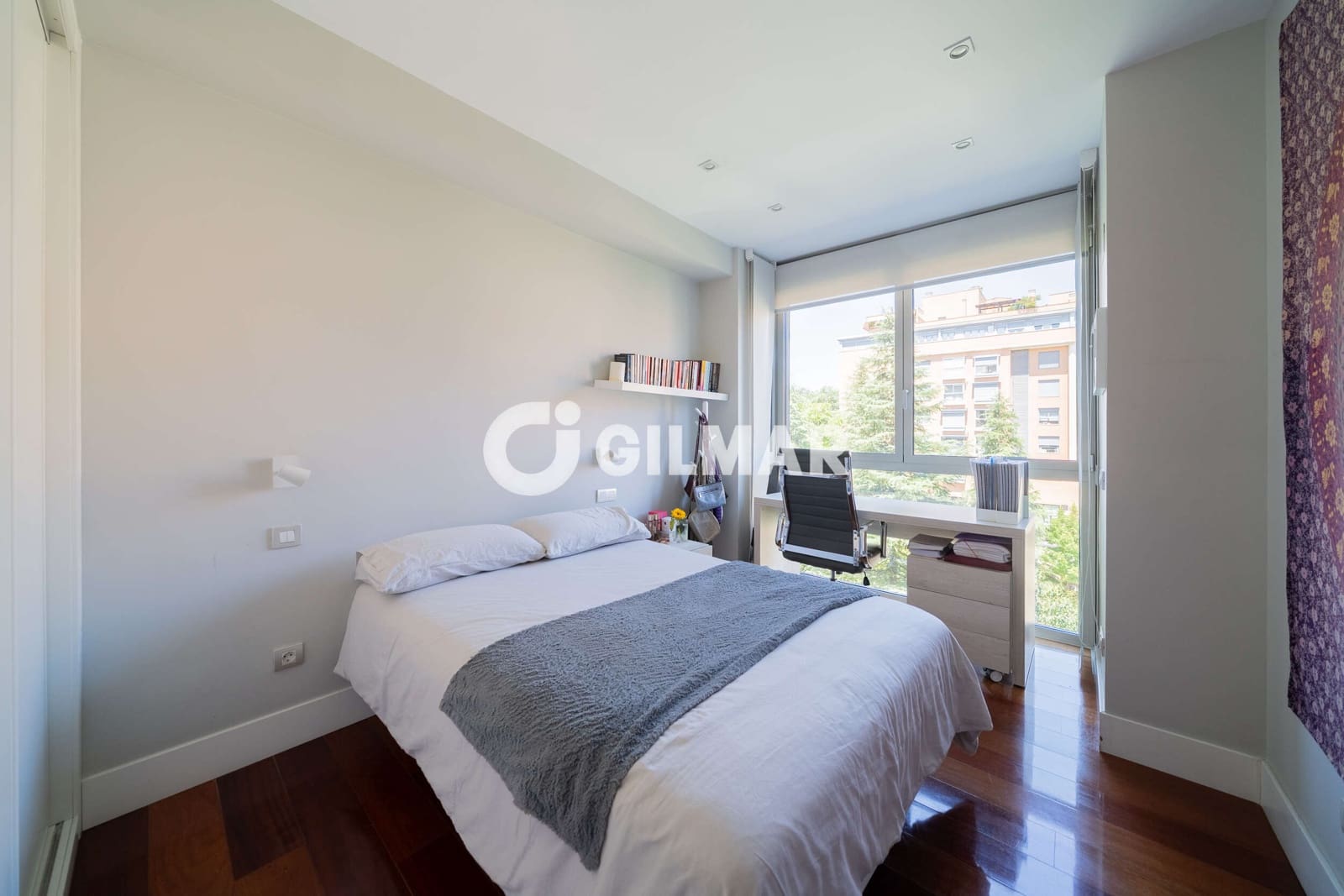 4 soveværelse Lejlighed til salg i Madrid by med swimmingpool garage - € 1.240.000 (Ref: 10041717)