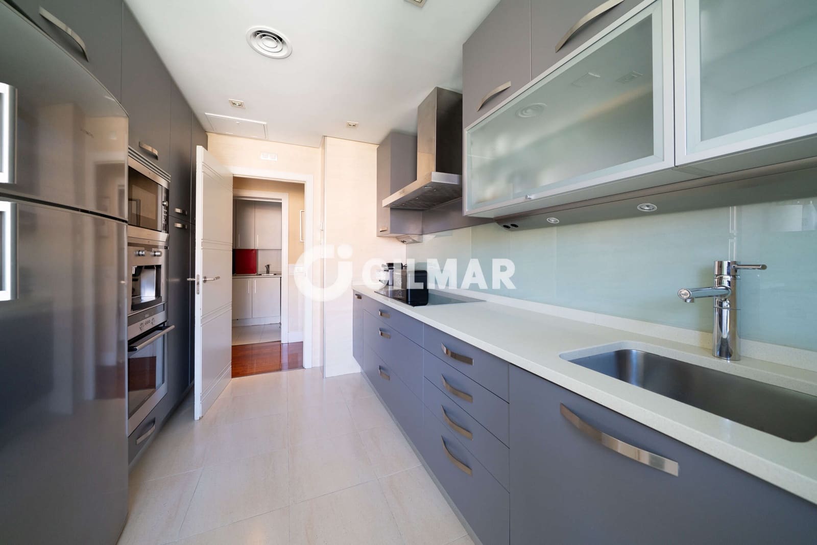 4 soveværelse Lejlighed til salg i Madrid by med swimmingpool garage - € 1.240.000 (Ref: 10041717)