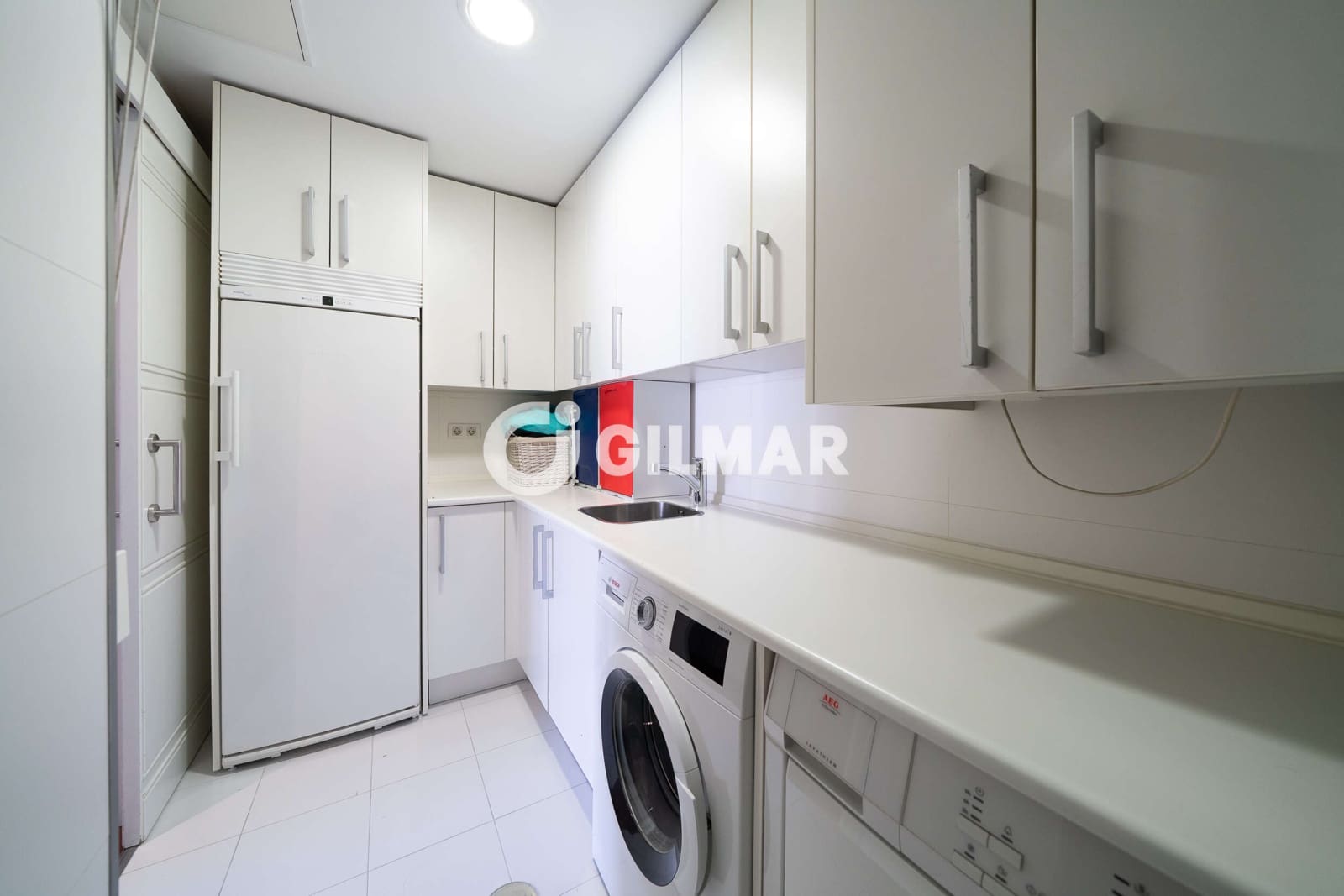 4 soveværelse Lejlighed til salg i Madrid by med swimmingpool garage - € 1.240.000 (Ref: 10041717)