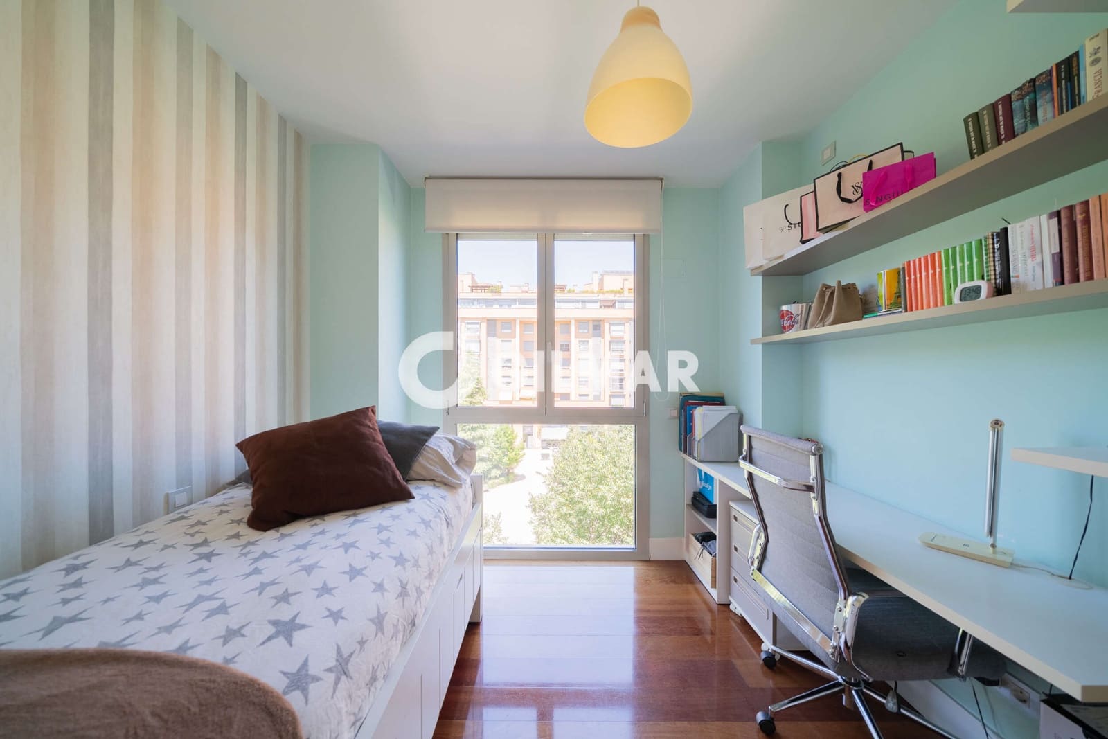 4 soveværelse Lejlighed til salg i Madrid by med swimmingpool garage - € 1.240.000 (Ref: 10041717)