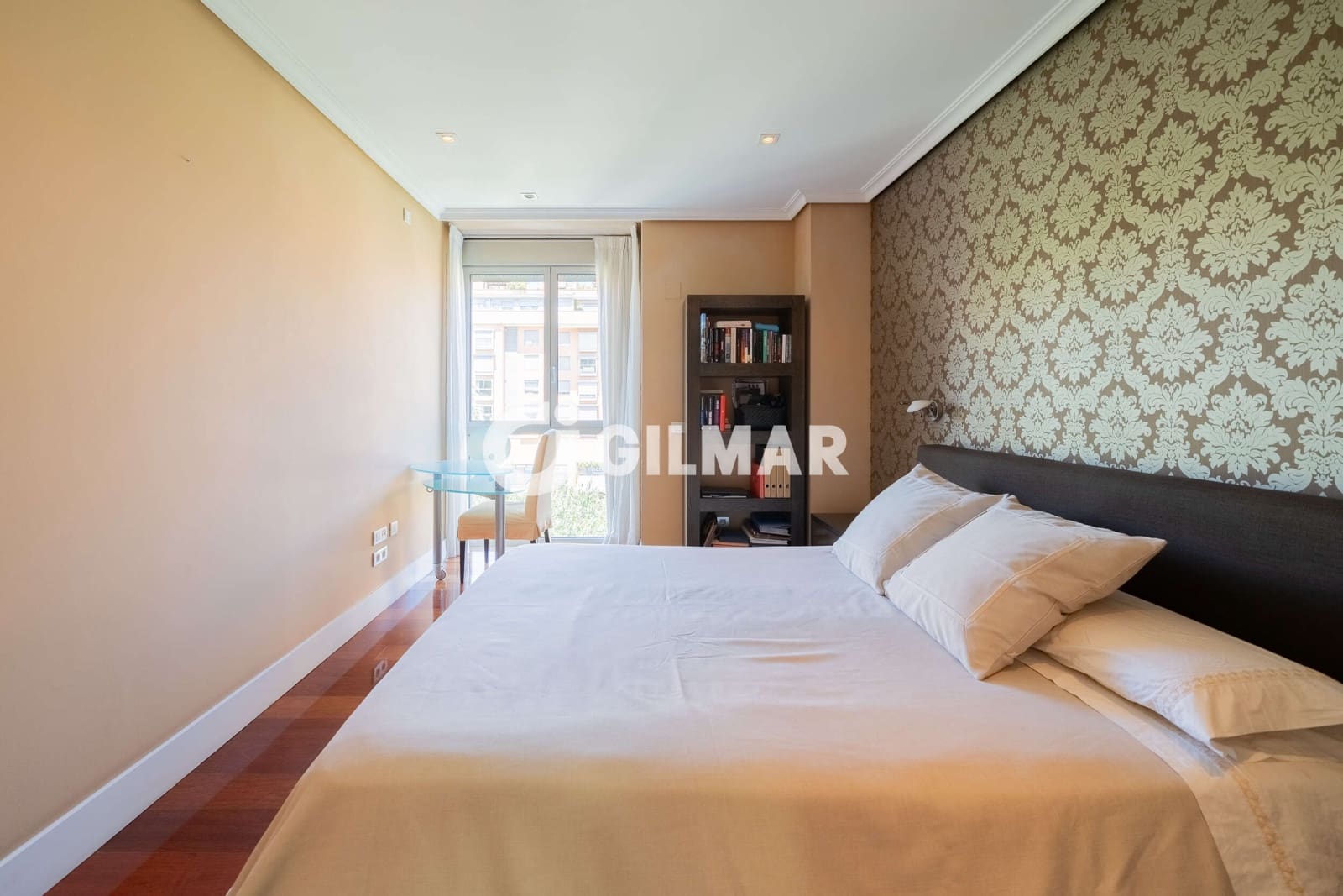 4 soveværelse Lejlighed til salg i Madrid by med swimmingpool garage - € 1.240.000 (Ref: 10041717)