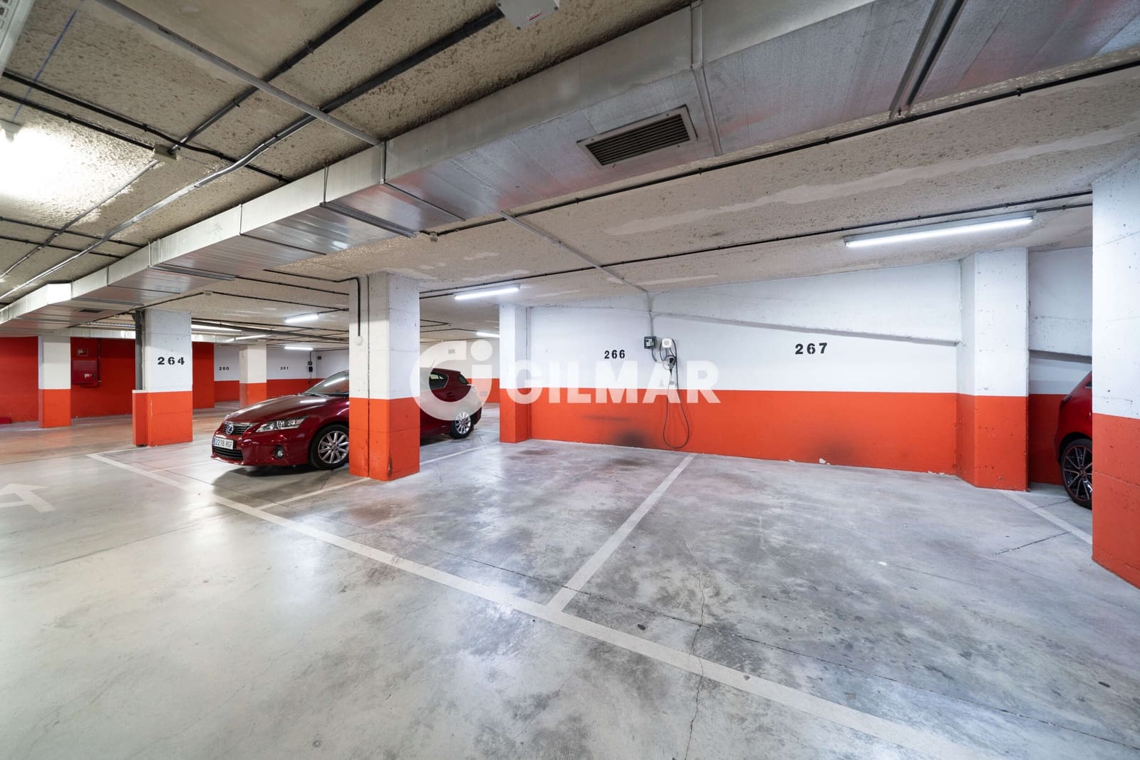 4 soveværelse Lejlighed til salg i Madrid by med swimmingpool garage - € 1.240.000 (Ref: 10041717)