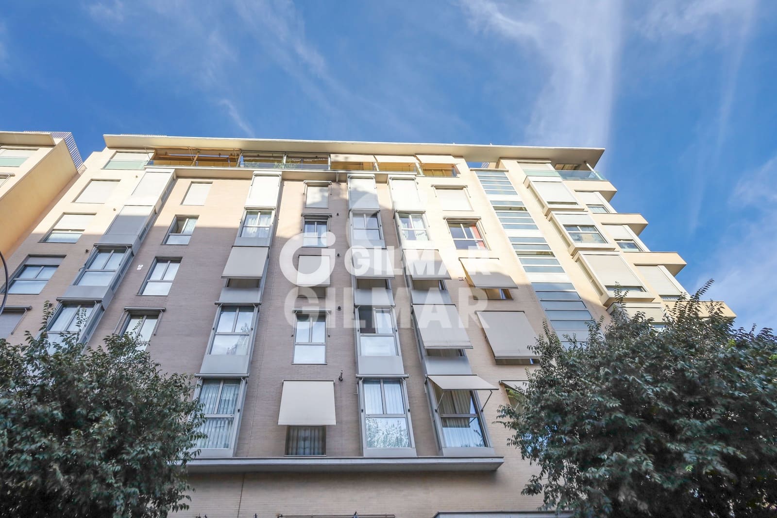 4 soveværelse Lejlighed til salg i Madrid by med swimmingpool garage - € 1.240.000 (Ref: 10041717)