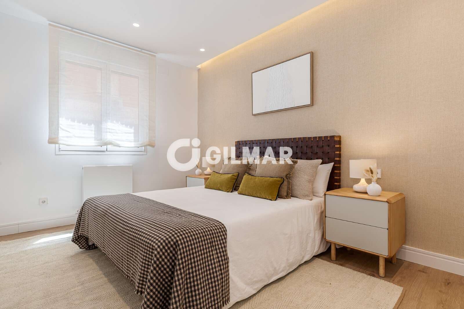 4 soveværelse Lejlighed til salg i Madrid by - € 925.000 (Ref: 10041719)