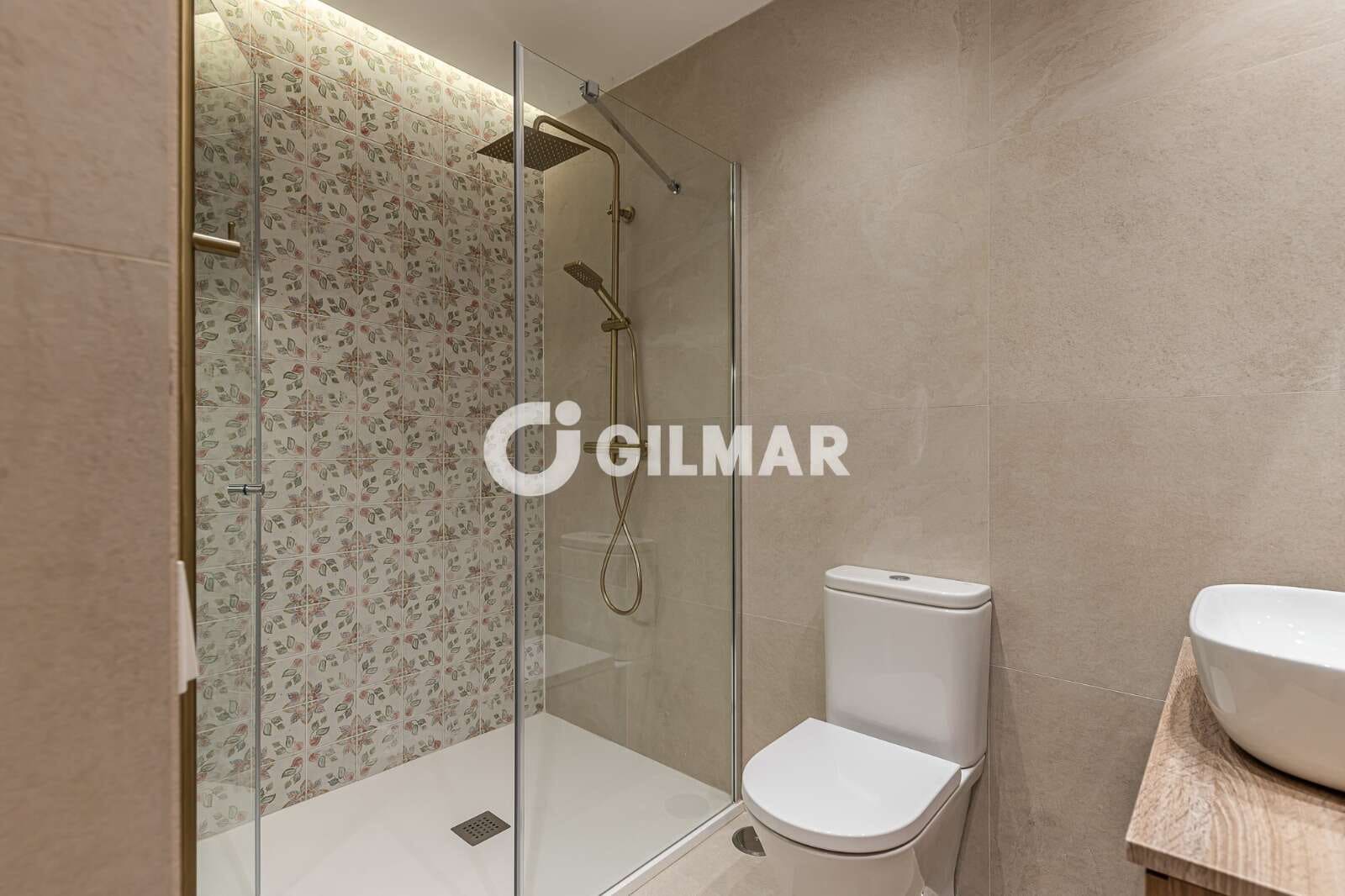 4 soveværelse Lejlighed til salg i Madrid by - € 925.000 (Ref: 10041719)