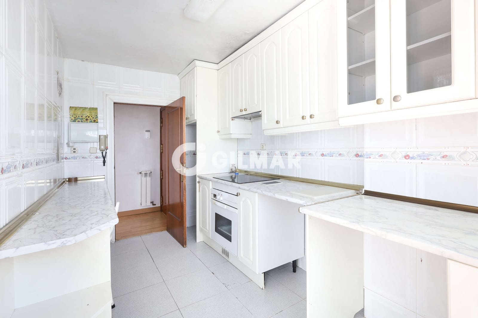 4 soveværelse Lejlighed til salg i Madrid by med swimmingpool - € 750.000 (Ref: 10041722)