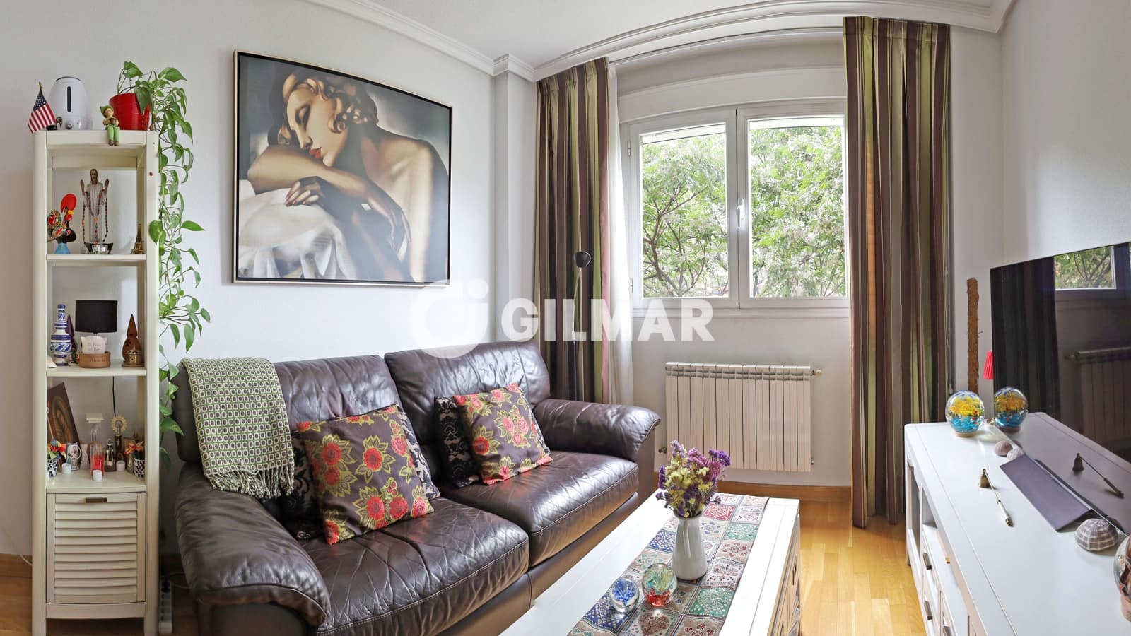 2 soveværelse Lejlighed til salg i Madrid by med garage - € 615.000 (Ref: 10041723)