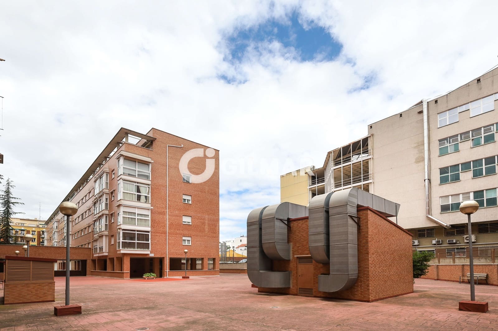 2 soveværelse Lejlighed til salg i Madrid by med garage - € 615.000 (Ref: 10041723)