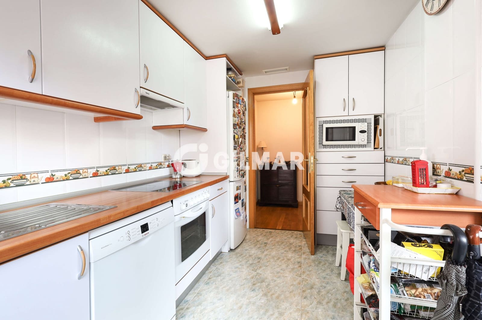 2 soveværelse Lejlighed til salg i Madrid by med garage - € 615.000 (Ref: 10041723)
