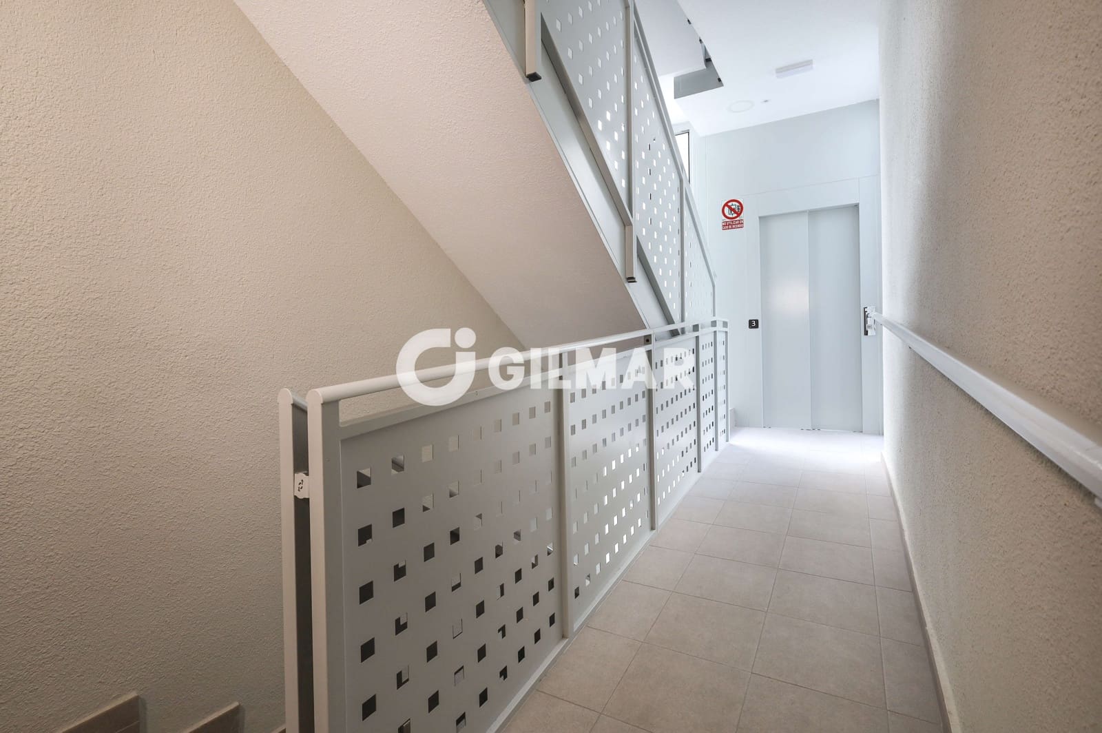 2 soveværelse Lejlighed til salg i Madrid by - € 370.000 (Ref: 10041734)