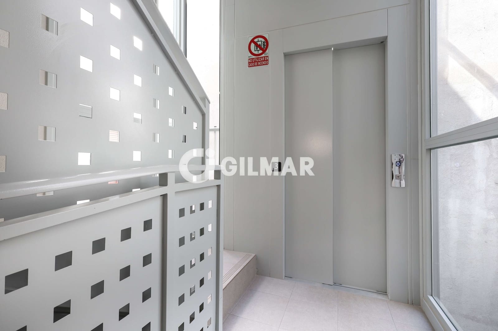 2 soveværelse Lejlighed til salg i Madrid by - € 370.000 (Ref: 10041734)