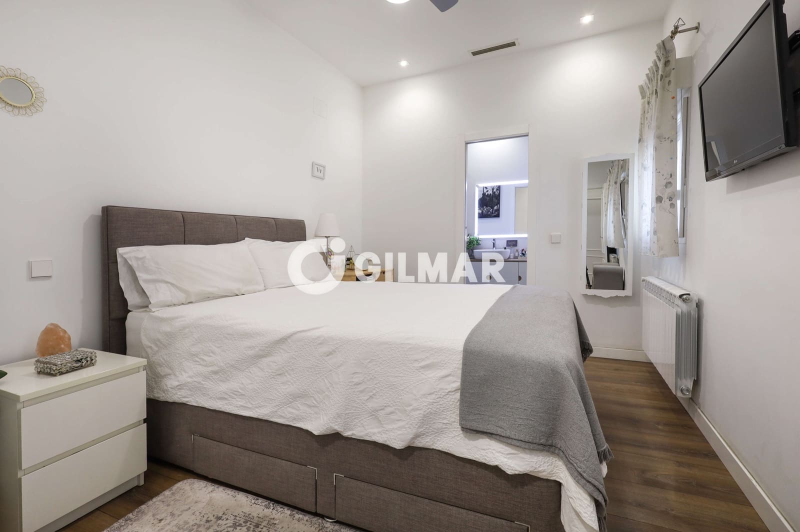 4 soveværelse Lejlighed til salg i Madrid by med garage - € 1.250.000 (Ref: 10041735)