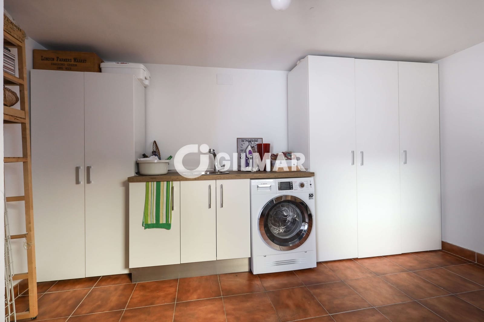 4 soveværelse Lejlighed til salg i Madrid by med garage - € 1.250.000 (Ref: 10041735)