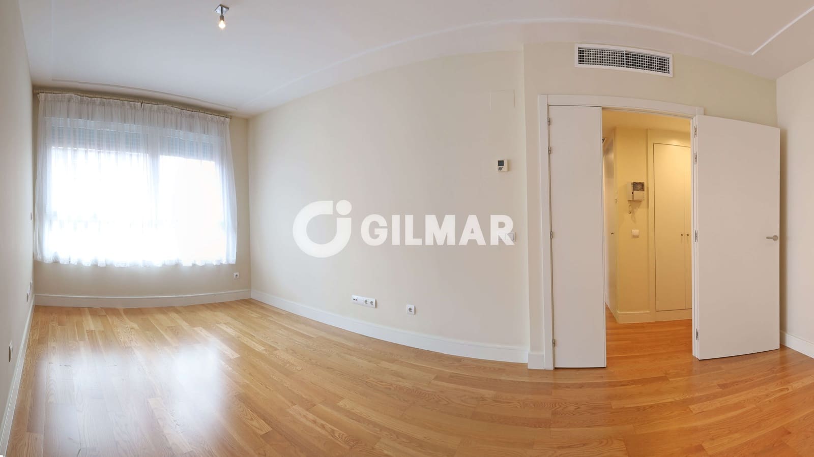 2 soveværelse Lejlighed til salg i Madrid by med swimmingpool garage - € 748.000 (Ref: 10041736)